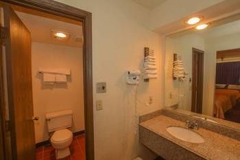 Meridian Inn Oklahoma City Airport Εξωτερικό φωτογραφία